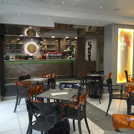 Hotel Lys De Marie 3*